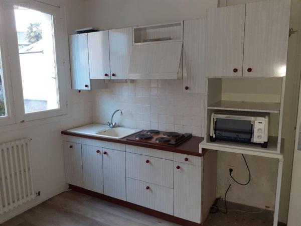 Appartement à louer à Vitré en Ille-et-Vilaine (35500), ref : 35131-916825