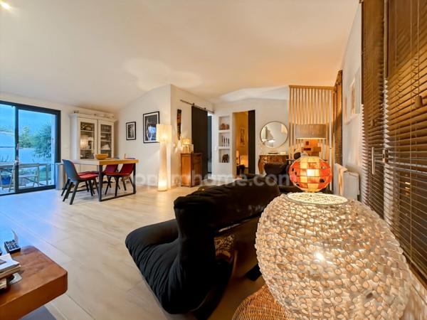 Maison à vendre 4 pièces avec garage LE BOIS PLAGE EN RE (17)