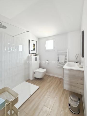 Maison à vendre 4 pièces avec garage LE BOIS PLAGE EN RE (17)