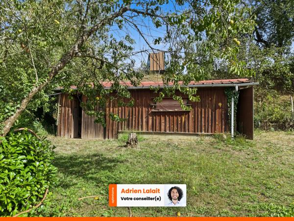 Maison bordée par rivière - 2 chambres - 4000m²