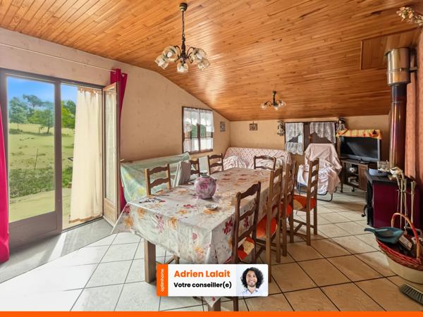 Maison bordée par rivière - 2 chambres - 4000m²