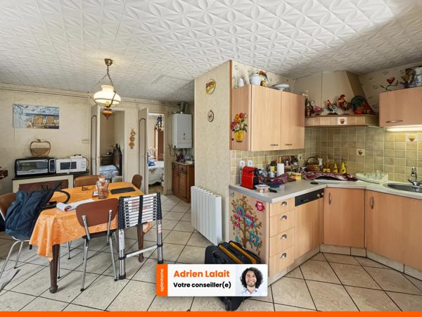 Maison bordée par rivière - 2 chambres - 4000m²