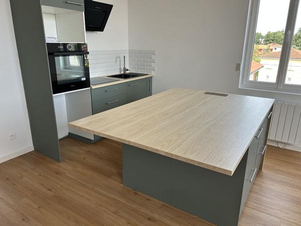 Appartement - MONTROND LES BAINS