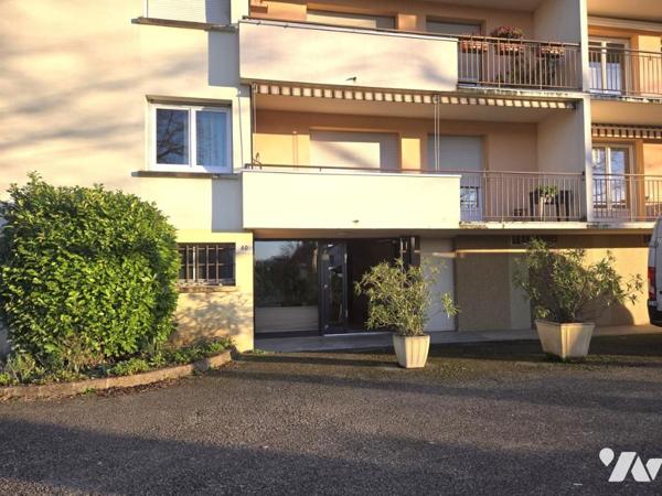 Appartement T4 dans résidence sécurisée avec ascenseur.