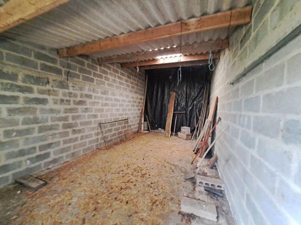 A VENDRE - MAISON DE PLAIN PIED A VILLAINES SOUS MALICORNE