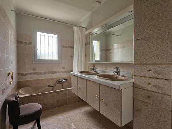 MAISON T4 Bis MEUBLEE - CENTRE PERIGNY  Perigny