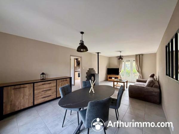 Location                                                      Maison
                        
                     5 pièces                      98 m2                     à Seloncourt