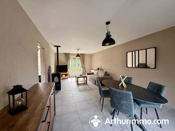 Location                                                      Maison
                        
                     5 pièces                      98 m2                     à Seloncourt
