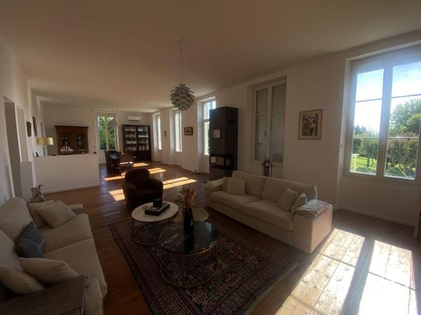 Maison à vendre 6 pièces 300 m² Semillac