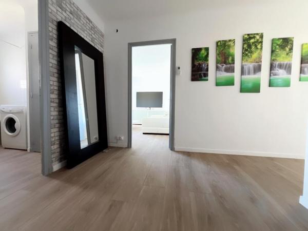 Magnifique appartement T4 de 116 m² avec roof top de 45 m² avec une vue imprenable au 5 ème et dernier étage