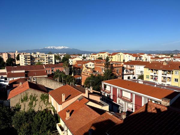 Magnifique appartement T4 de 116 m² avec roof top de 45 m² avec une vue imprenable au 5 ème et dernier étage