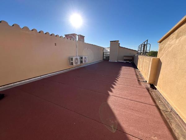 Magnifique appartement T4 de 116 m² avec roof top de 45 m² avec une vue imprenable au 5 ème et dernier étage