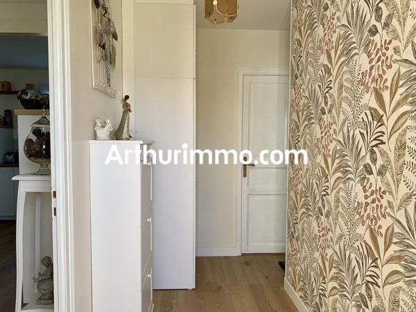 Vente                                                      Maison
                        
                     4 pièces                      90 m2                     à Cerizay