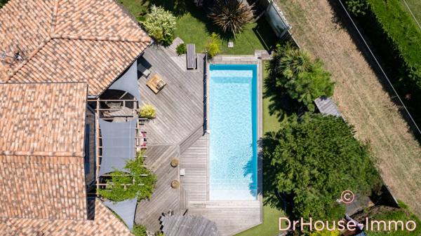 Maison à vendre 5 pièces de 195 m²