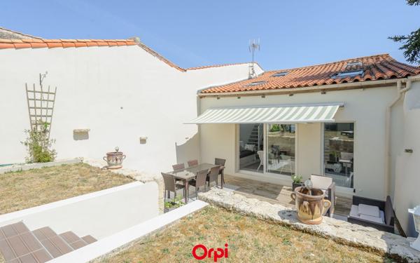 Maison à vendre    3 pièces • 103 m2 Thairé