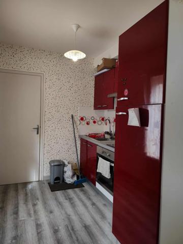 Brioux-sur-Boutonne (79170) Bel immeuble de rapport