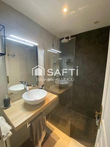 Très belles prestations, piscine, spa, 4 chambres