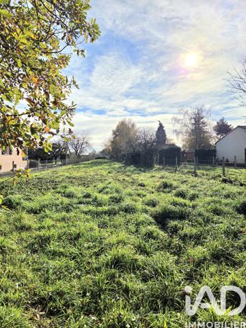 Terrain à vendre 8 182 m² Montmorillon