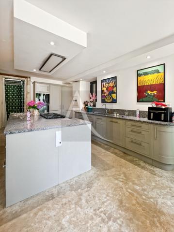 Maison de ville superbement restaurée