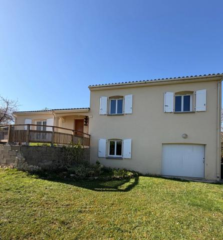 Garat. Maison 135 m² avec garage et studio