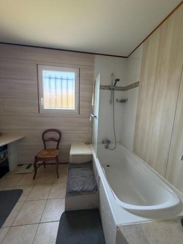 Garat. Maison 135 m² avec garage et studio