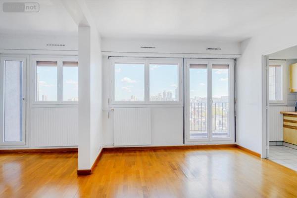 Appartement à vendre à Paris 18e arrondissement à Paris (75018), ref : 75022-919