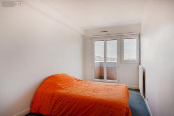 Appartement à vendre à Paris 18e arrondissement à Paris (75018), ref : 75022-919