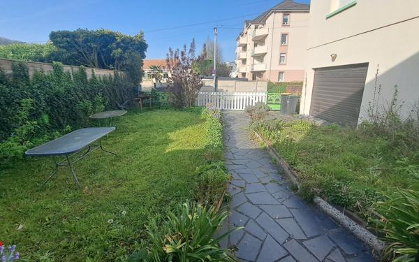 Maison à vendre    6 pièces • 195 m2 Montivilliers