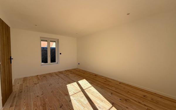 Maison à vendre    5 pièces • 237,60 m2 Courgains