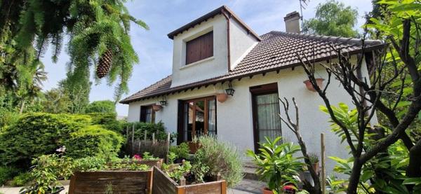 Maison à vendre 325 000 € Hardricourt 6 p 100 m² DPE C