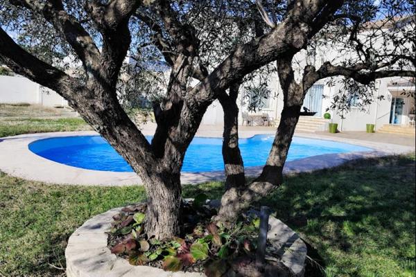 Maison familiale avec piscine sur 1 800 m² Saint-Martin-de-Valgalgues (30520)