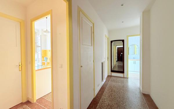 Appartement à vendre    2 pièces • 49,73 m2 Nice