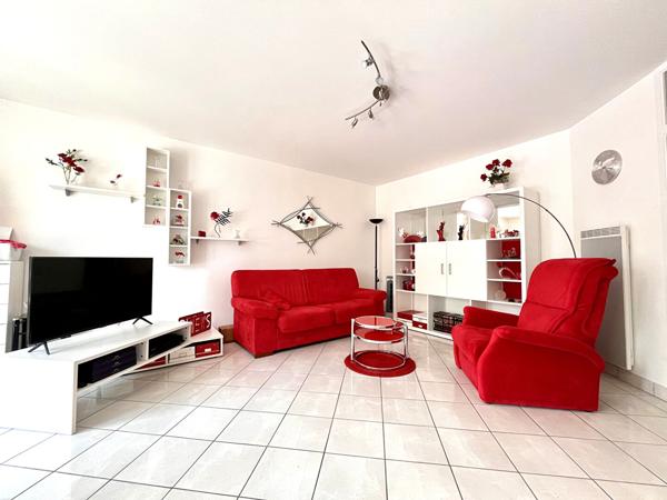 Nantes Jules Verne Appartement T3 avec grande terrasse, balcon, parking en sous-sol