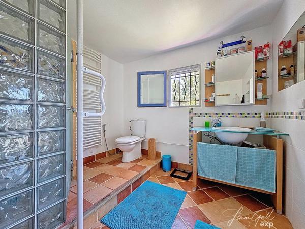 Spacieuse villa de plain-pied - cadre naturel d’exception