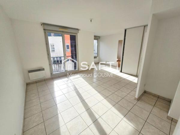 LYON 7 – T2 40 m² AVEC BALCON ET BOX – RÉSIDENCE RÉCENTE SÉCURISÉE