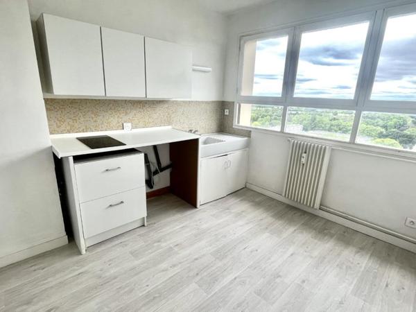 Appartement T2 à louer - 52 m² (réf : 533565)