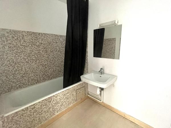 Appartement T2 à louer - 52 m² (réf : 533565)