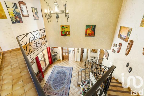 Maison à vendre 10 pièces 270 m² Saint-Maximin-la-Sainte-Baume