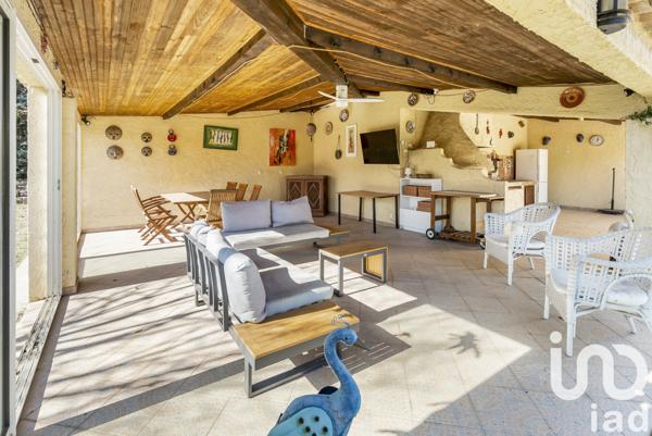 Maison à vendre 10 pièces 270 m² Saint-Maximin-la-Sainte-Baume