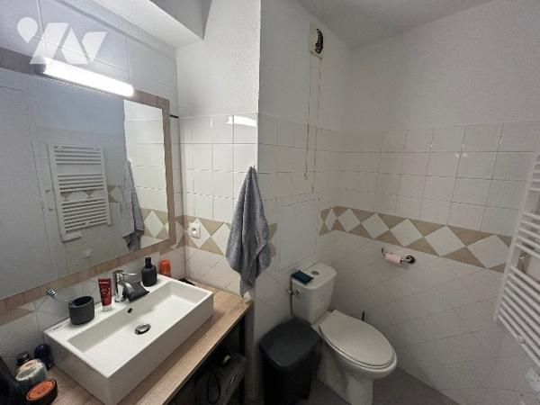 À vendre – Studio meublé en résidence étudiante rénovée en 2022 – Campus Technolac