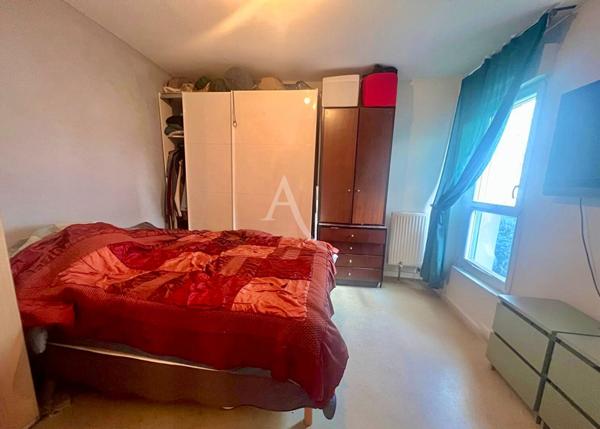 Maison 5 pièces de 100m2, jardin de 73m2 - écoles - commerces - transports