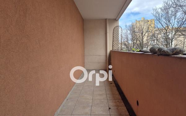 Appartement à vendre    2 pièces • 26 m2 Aubagne