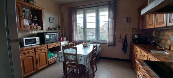 MAISON CENTRE DE MALAUNAY