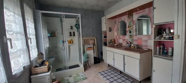 MAISON CENTRE DE MALAUNAY