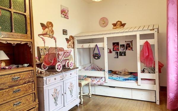 Maison à vendre    5 pièces •  Salignac-Eyvigues