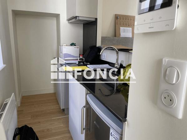 Location Studio 32.33 m² - 7 rue Général Lecourbe Besançon 25000