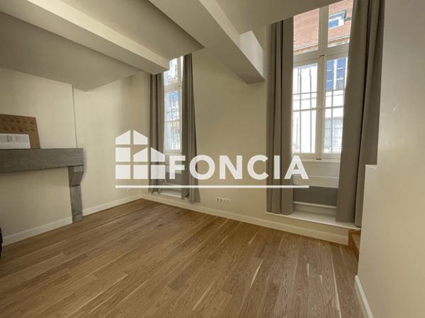 Location Studio 32.33 m² - 7 rue Général Lecourbe Besançon 25000
