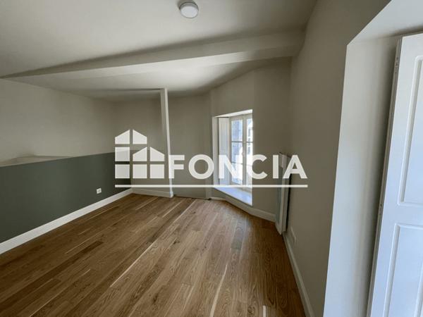 Location Studio 32.33 m² - 7 rue Général Lecourbe Besançon 25000
