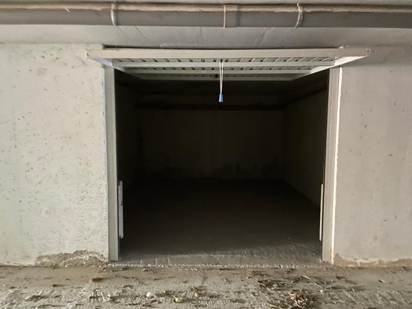 Parking / box Biguglia