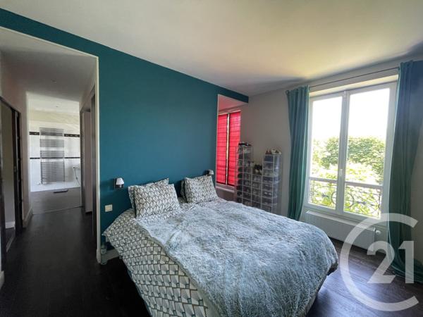 Maison à vendre  6 pièces - 207 m2 LA VARENNE ST HILAIRE - 94